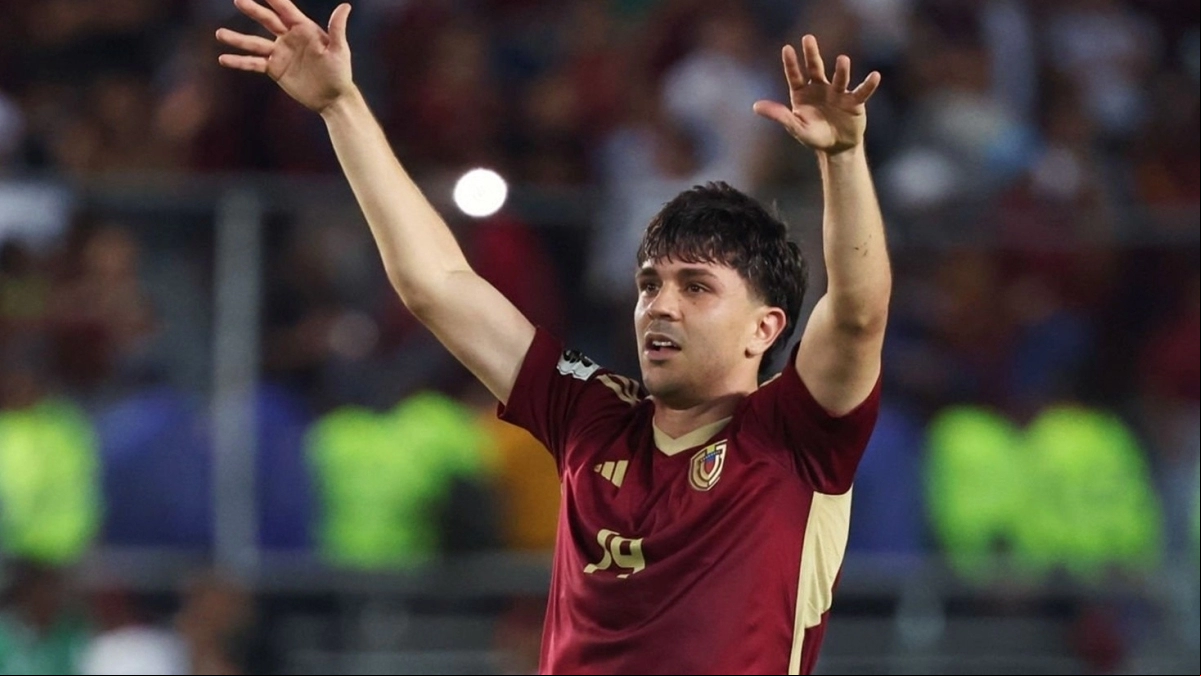 El Atlético de Madrid sigue en la puja por el fichaje de Jon Aramburu