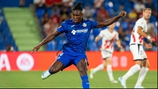 Tres gigantes de la Premier compiten por fichar a Christantus Uche | ElDesmarque
