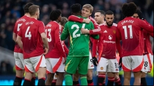Manchester United pursues the g of a 100 million pound star
